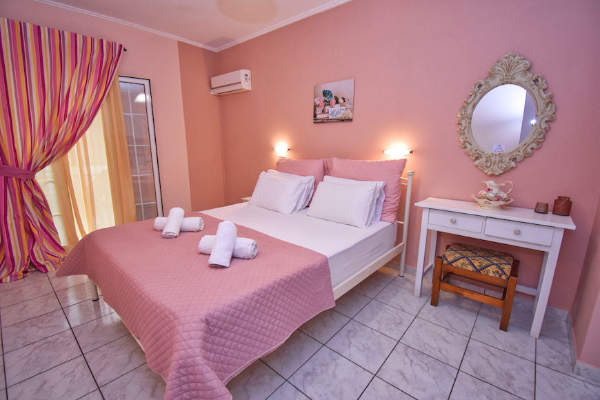 Anna Studios Corfu - Agios Gordios, Rooms and details thumbnail